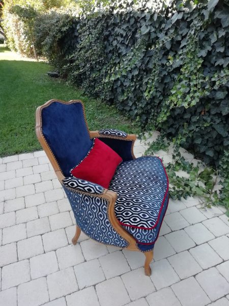 Tapissier décorateur bergère bleu coordonné  sables olonne