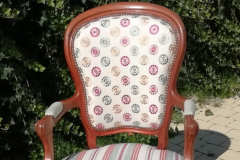 chaises et fauteuil assortis tapissier decorateur sables olonne