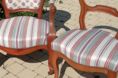 chaises et fauteuil assortis tapissier decorateur sables olonne